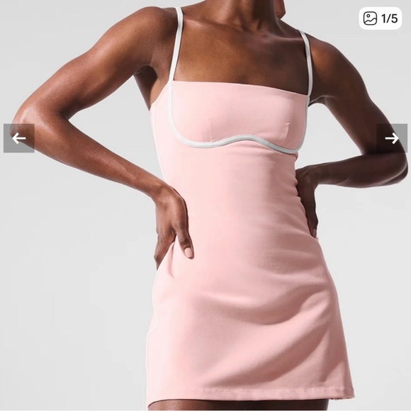 ALO Yoga Dresses & Skirts - Alo Yoga Airbrush Streamlined Dress